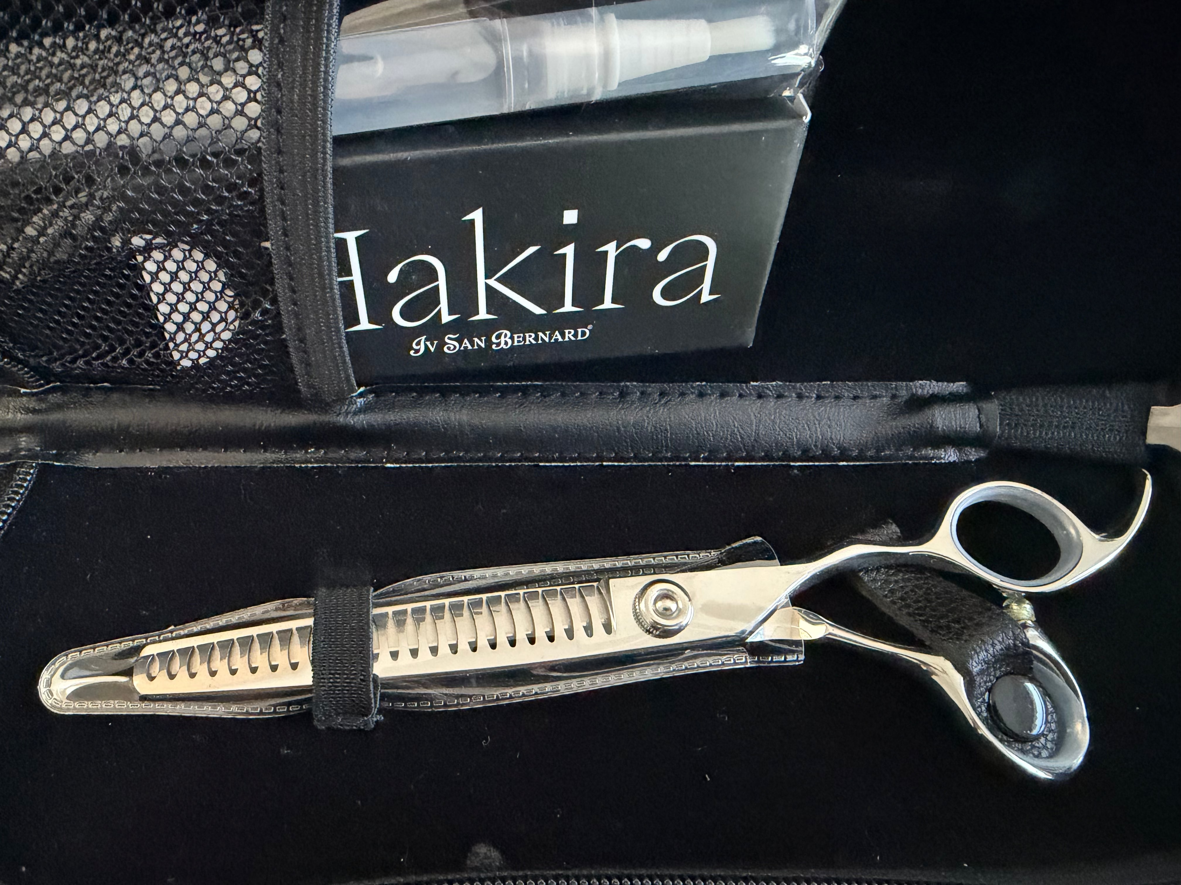 M5 Hakira STRAIGHT THINNING/BLENDING SCISSORS 7" BROAD 18cm Right