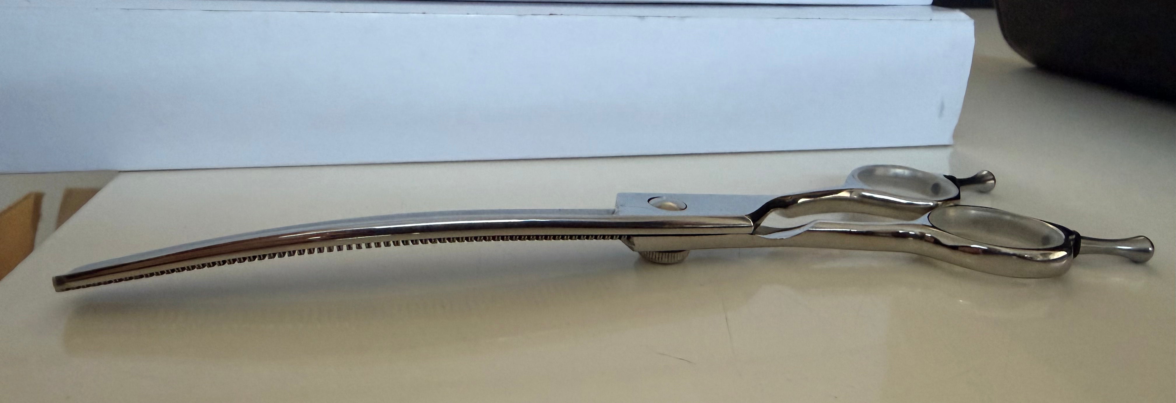 M11 Hakira CURVED THINNING/Blending SCISSORS 7" NARROW TEETH - 18 CM Right hand